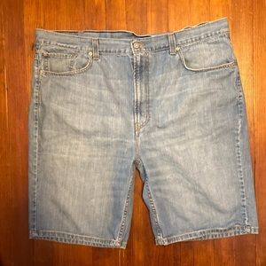 Men’s Levi’s 505 Shorts - Size 42